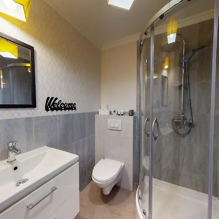 Quarto em Acomodações Particulares Hotelowe 